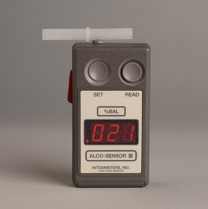 Alco-Sensor III Breathalyzer with Mini Alcohol Gas Can